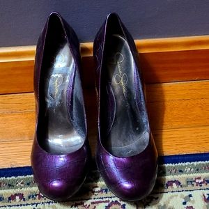 Jessica Simpson pumps